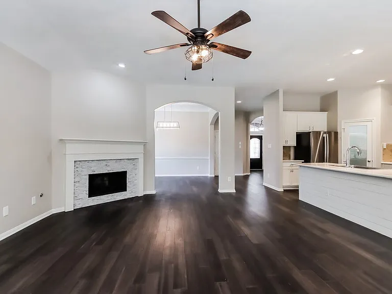 25589 Oakhurst Forest Dr — Photo 4