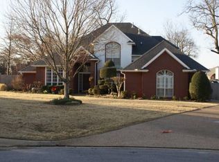 2200 Rannoch Ln, Fort Smith, AR 72908