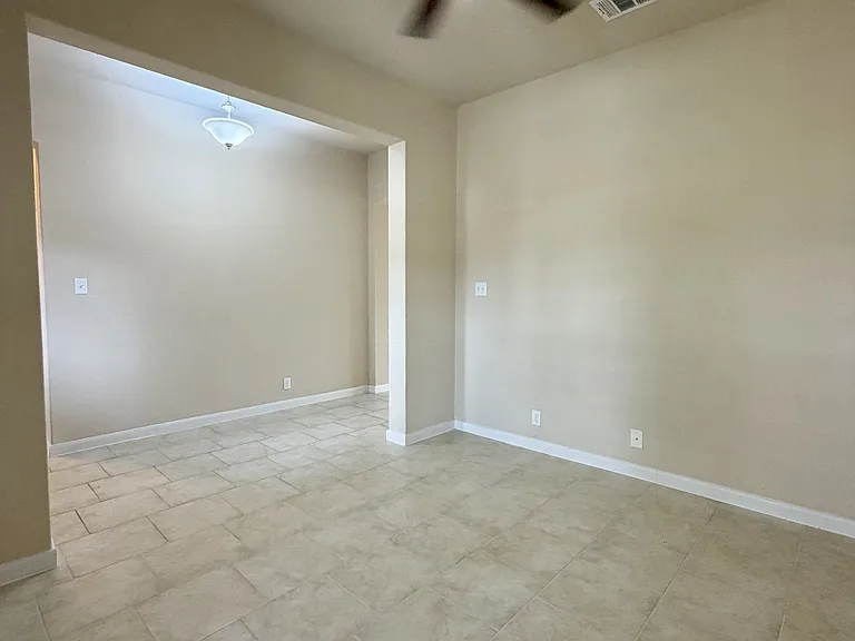 646 Ridge Lawn Dr — Photo 9