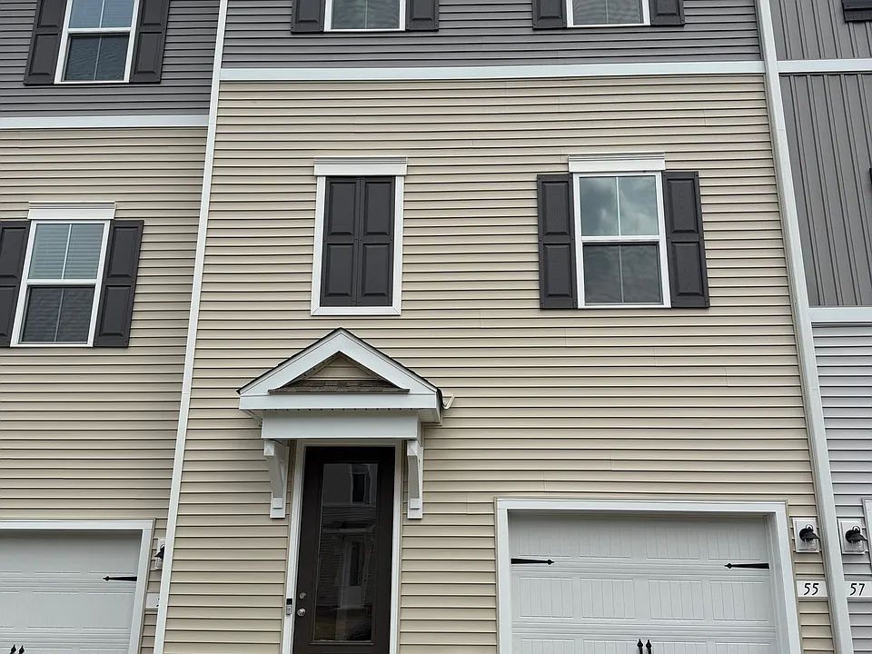55 Silverbell Ave