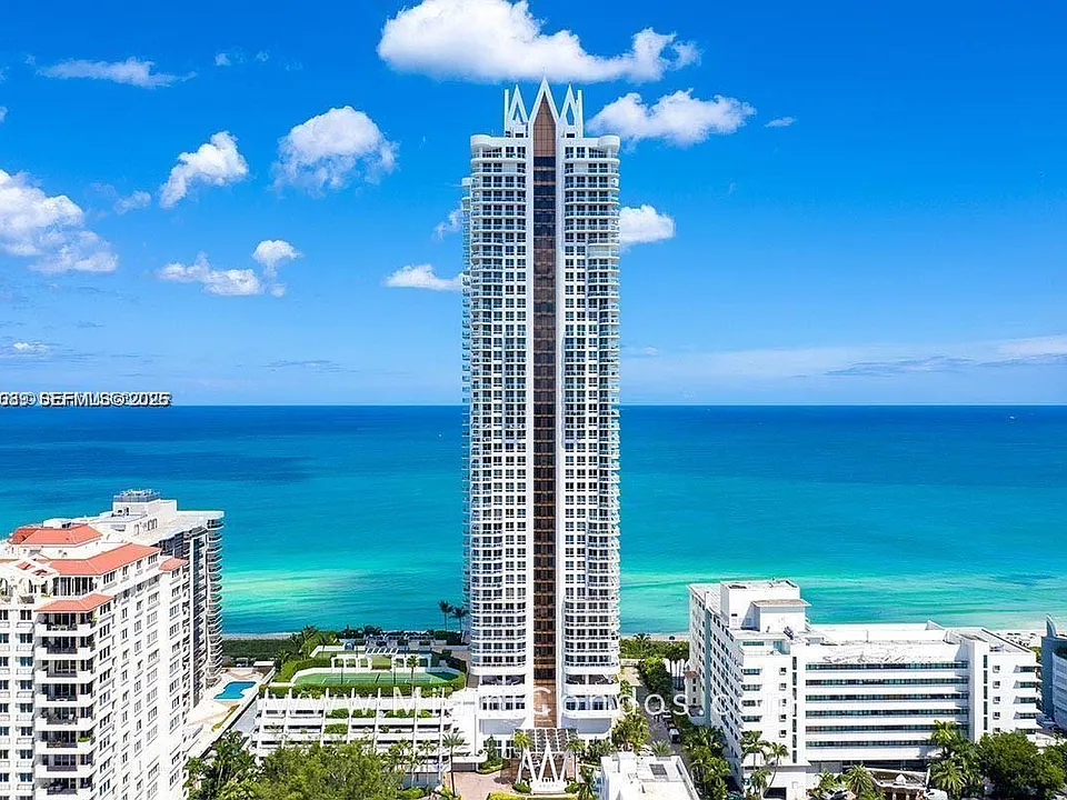 6365 Collins Ave #2710