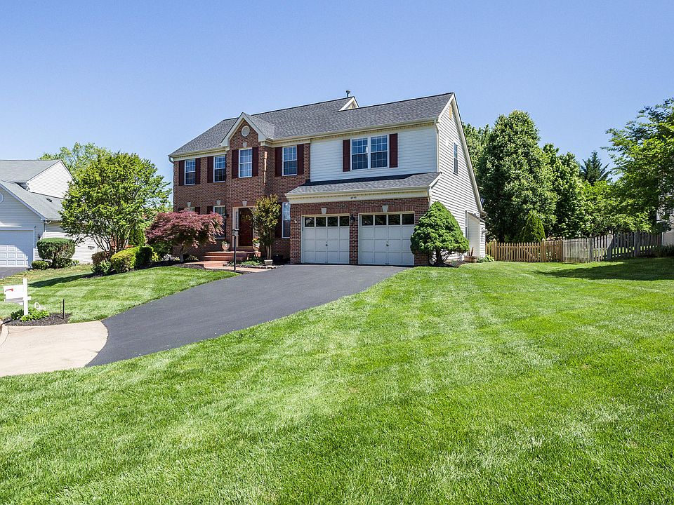 1st image of 6950 Jockey Club Ln