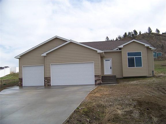 2nd image of 1245 Maxer Dr