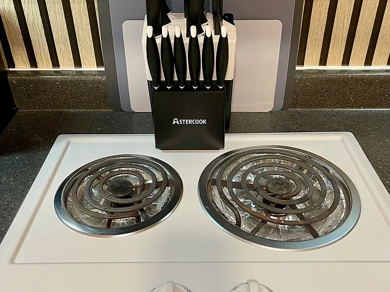 Electric cooktop included for everyday cooking