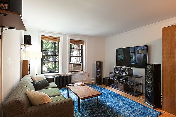 1st image of 936 President St APT 1R
