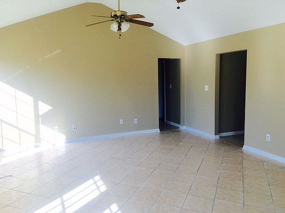 4th image of 54 Windy Hill Dr
