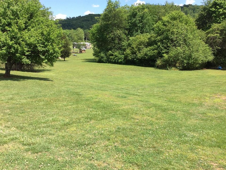 1st image of 118 Lakeview Cove Dr