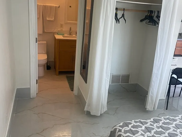 12619 Emelita St — Photo 9