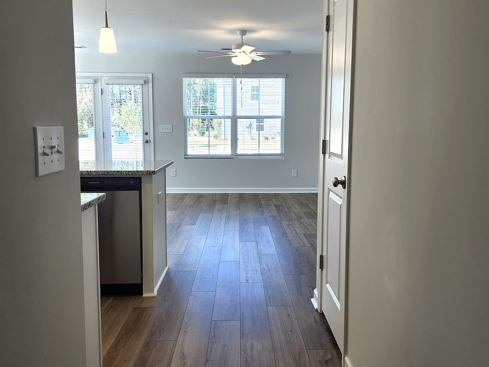 711 House Finch Run Lexington SC Zillow