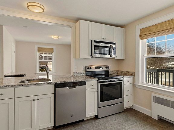 4th image of 417 Lafayette Road