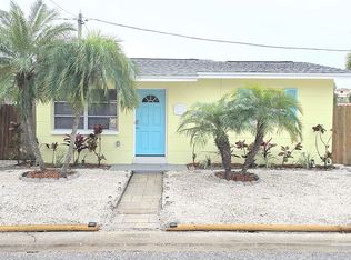 141 E Bay Dr, Treasure Island, FL 33706