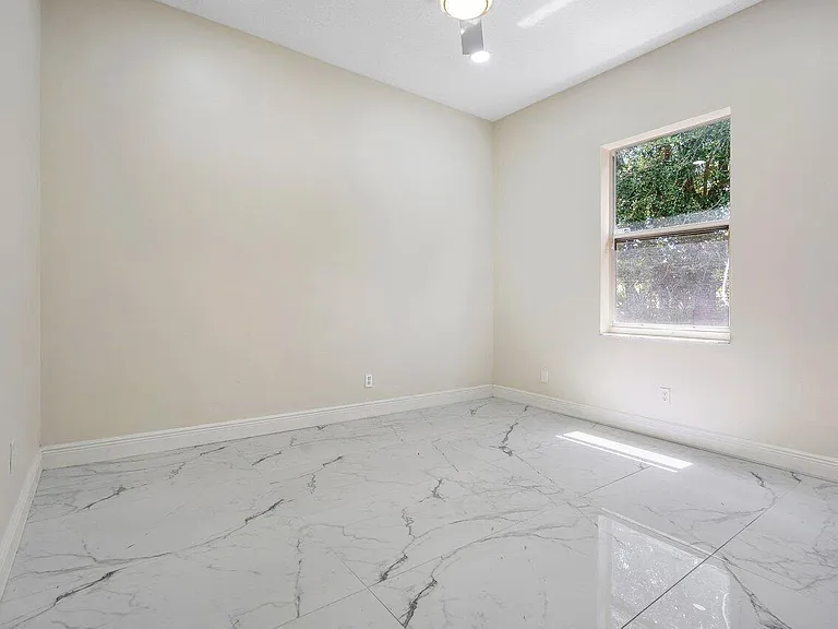 50 Lake Eden Dr — Photo 29