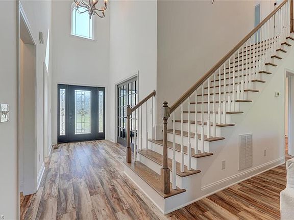 5th image of 448 Wild Fern Ln