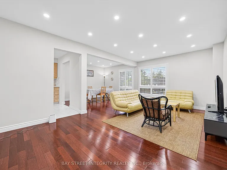 646 Village Pkwy #26 — Photo 7
