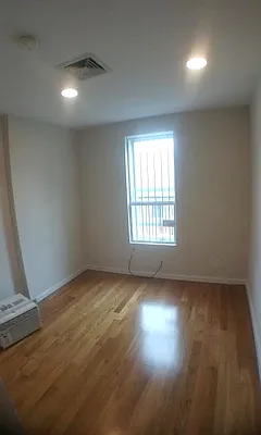 Rented by Uptown Flats LLC | media 6