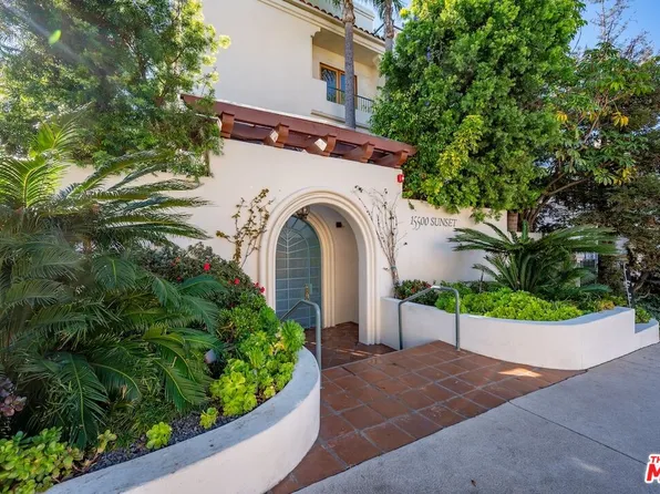 15500 W Sunset Blvd APT 105, Pacific Palisades, CA 90272