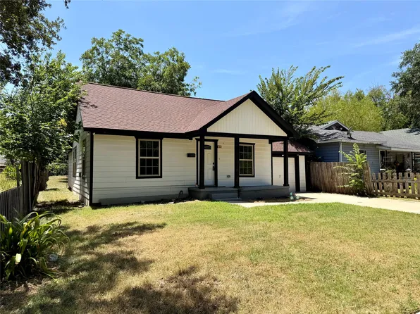105 W Damon St, Terrell, TX 75160