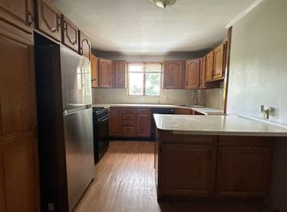 79 E 25th St #4E, Bayonne, NJ 07002