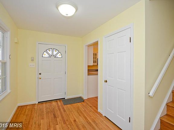 3rd image of 2235 Casemont Dr