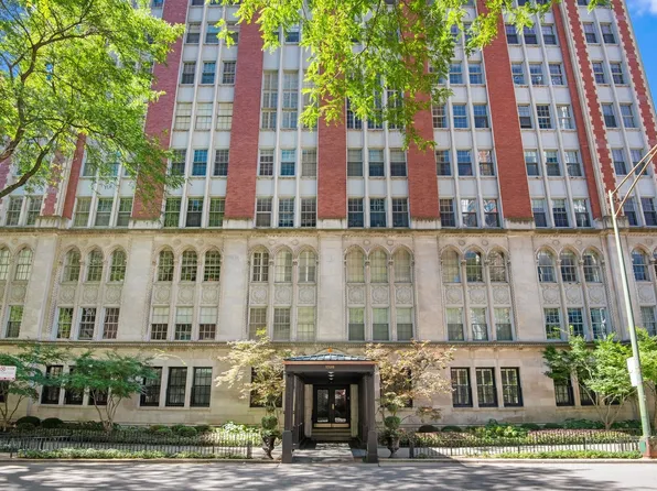 1320 N State Pkwy #2A, Chicago, IL 60610