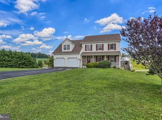 15 Devonshire Dr, Shrewsbury, PA 17361