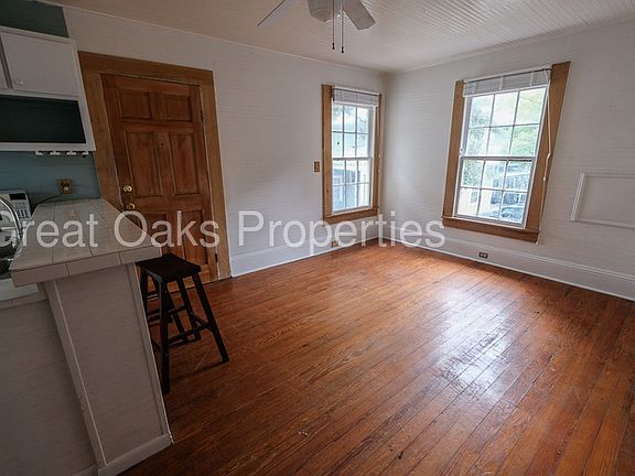 5th image of 903 Ocean Blvd #B