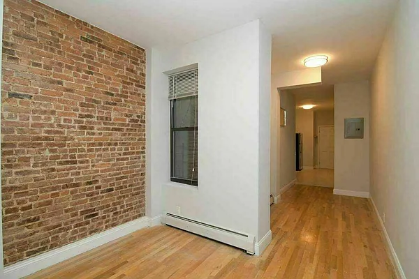 Rented by Compass | media 2