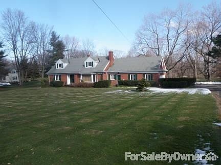 1st image of 190 Sterncrest Dr