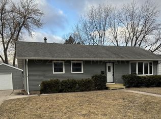 441 Cedar Ln, Moorhead, MN 56560