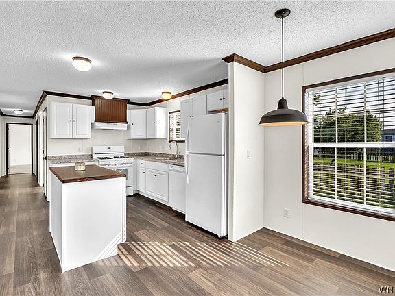 4th image of 1262 Ridgewood Dr