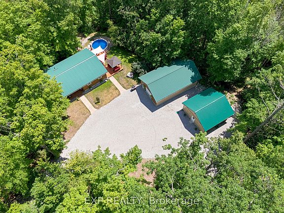 2nd image of 944 County Road 8 Rd