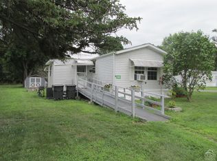 667-667 White Mills Rd, Valatie, NY 12184