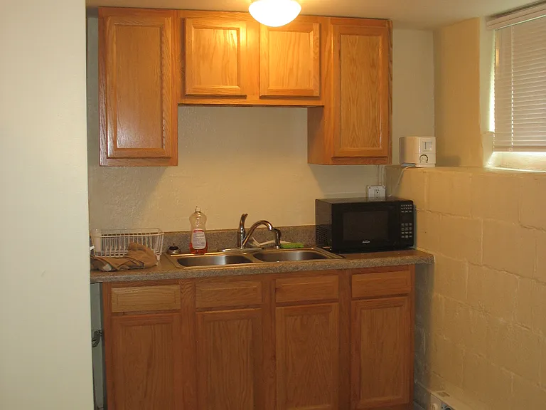 107 Yeardley Ave — Photo 4