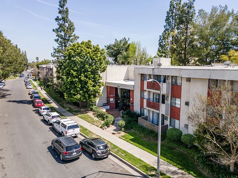 20234 Cantara St #231 — Photo 30