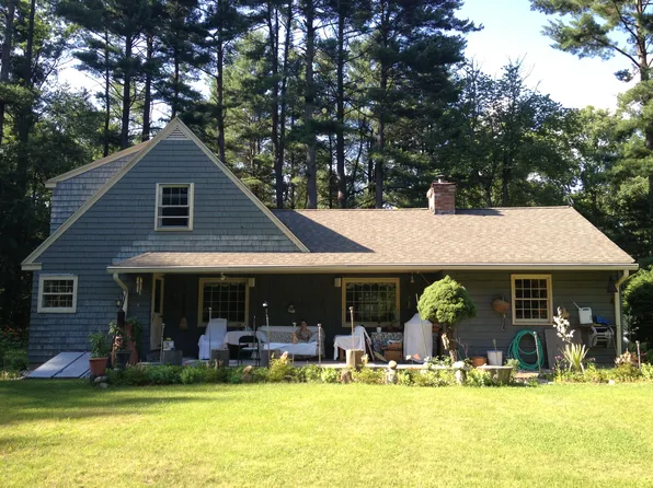 29 Mountain View Cir, Amherst, MA 01002