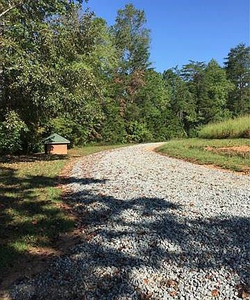 5th image of 672 Firefly Ln