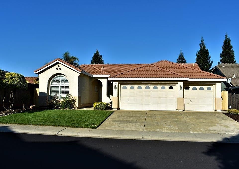 1st image of 2363 Amber Falls Dr