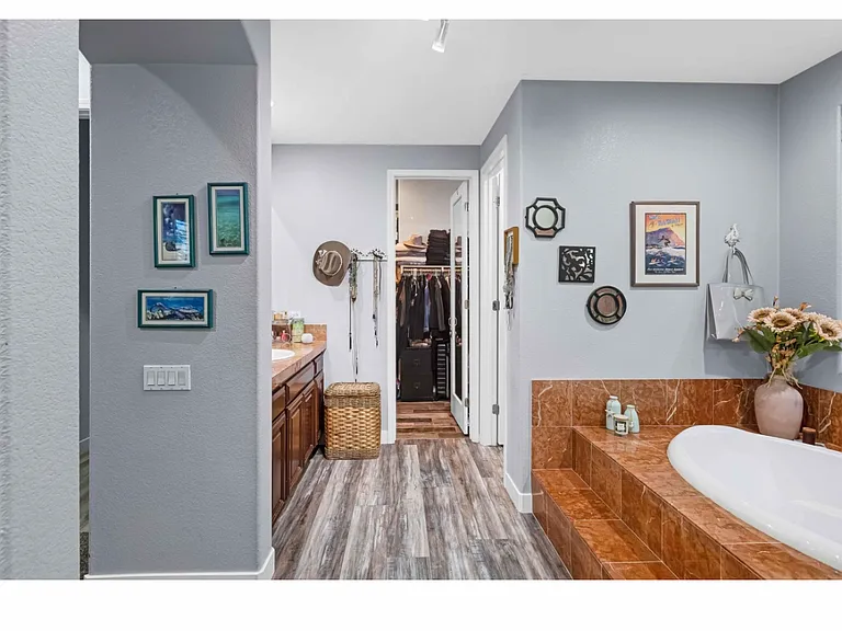 79720 Amalfi Dr — Photo 3