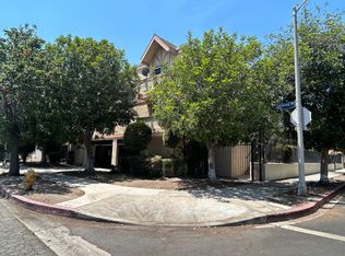 5269 Satsuma Ave., North Hollywood, CA 91601