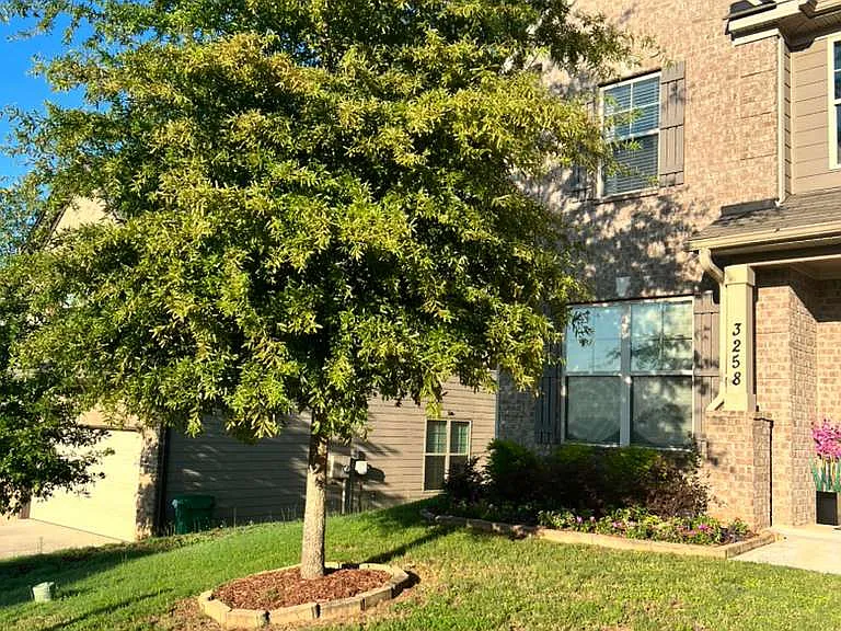 3258 Allison Cir — Photo 1