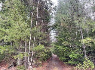10-14 10th Rd, Bradley, ME 04411