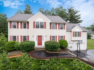 40 Fieldstone Cir, Tewksbury, MA 01876