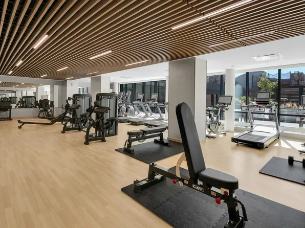 155 Bay Street image 35 of 44