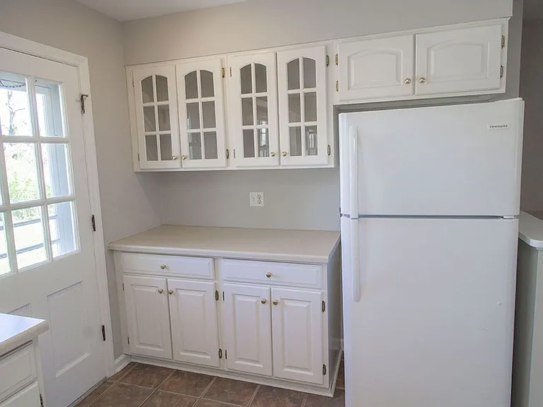 2207 Bushnell Dr — Photo 9