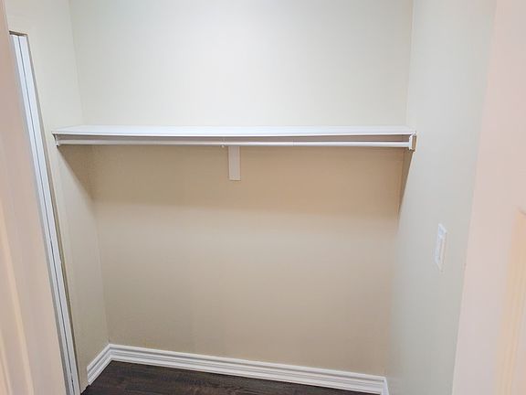 3rd image of 36 Belyea Cres