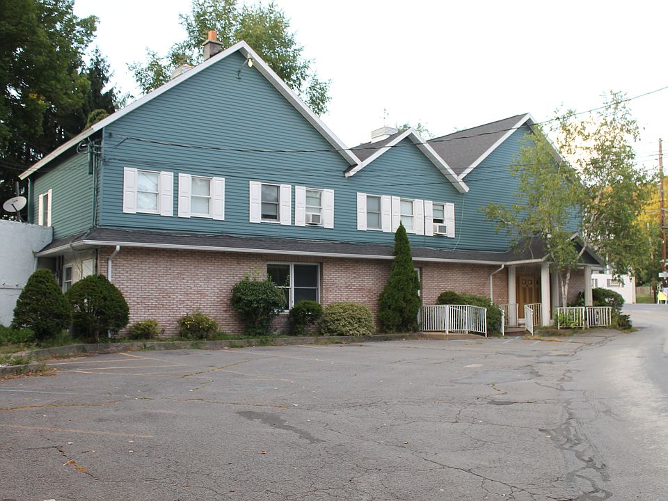 1st image of 249 Canaan St