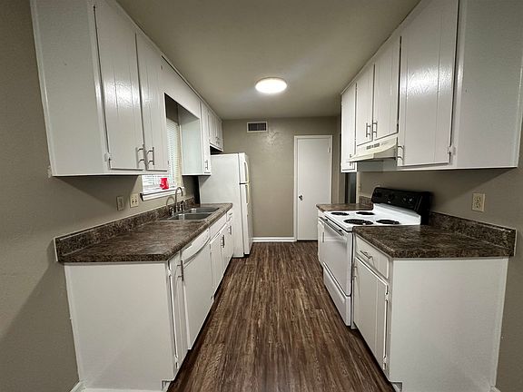 4th image of 1411 Shallow Brk APT A