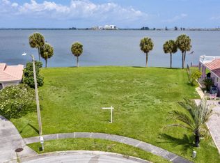 161 Saint Croix Ave, Cocoa Beach, FL 32931