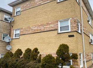 1645 S Harlem Ave #GE, Berwyn, IL 60402