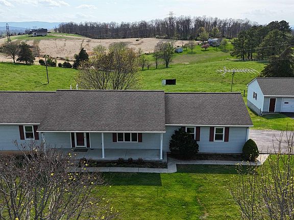 2nd image of 224 Saint James Rd